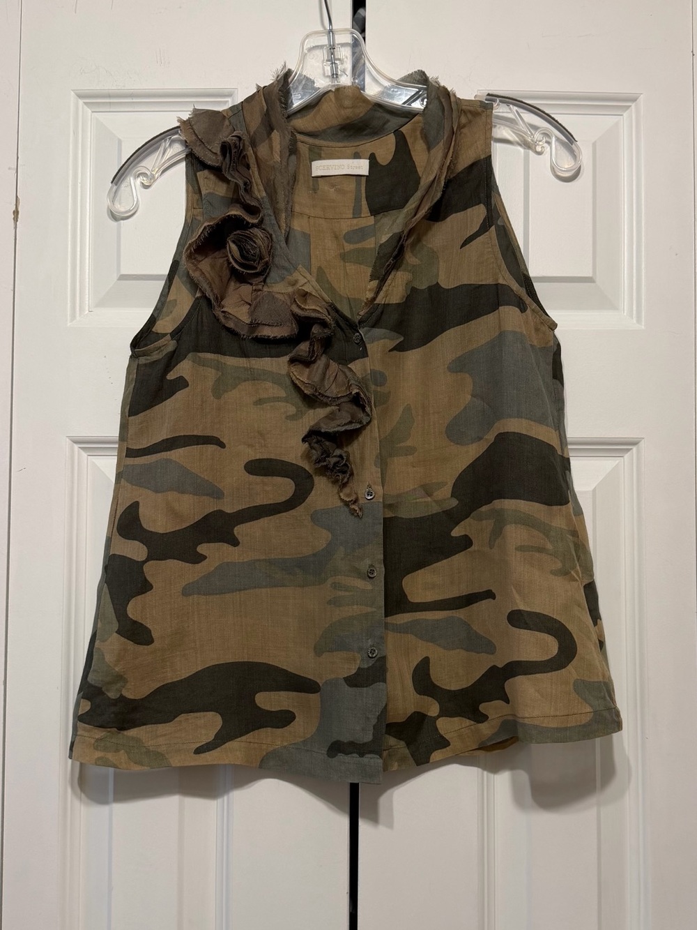 Scervino Street by Ermanno Scervino 100% Ramie Camouflage Ruffle Sleeveless Top